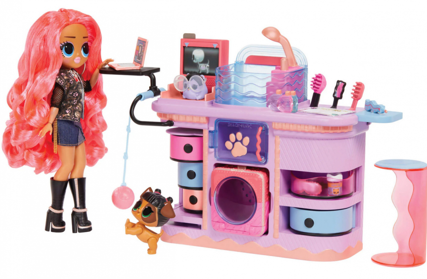 LOL OMG Rescue Vet playset with Dr Heart doll 2023