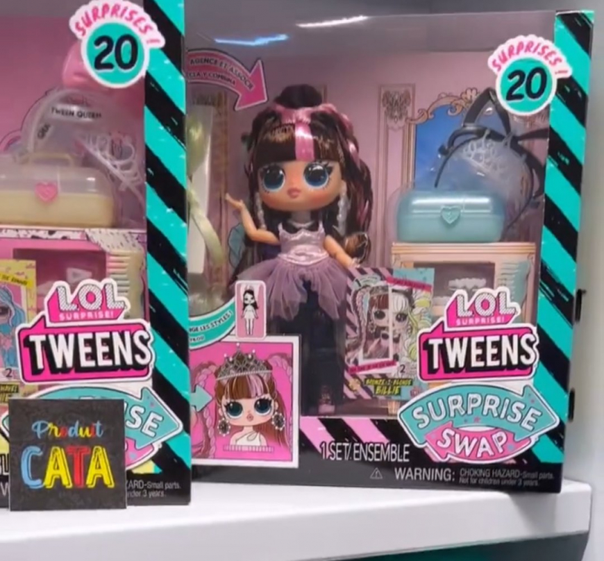 Tweens Surprise Swap dolls in boxes