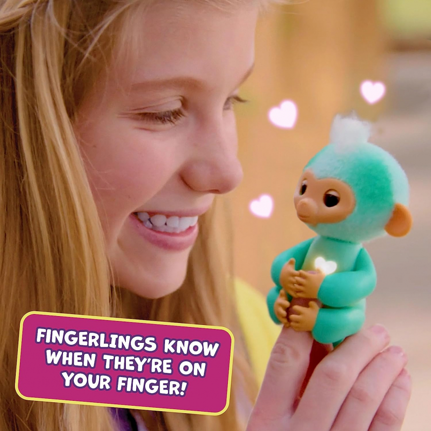 Fingerlings Interactive Baby Monkey Ava green
