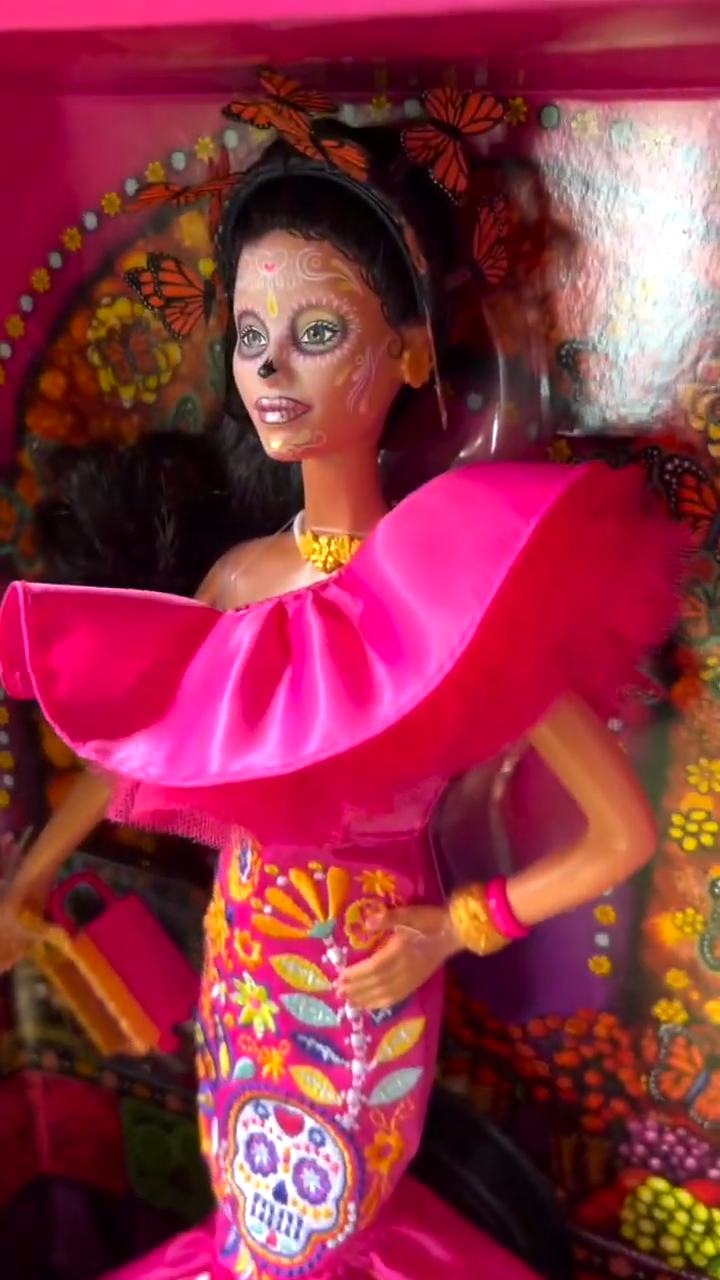 Barbie Dia de Muertos 2023 doll