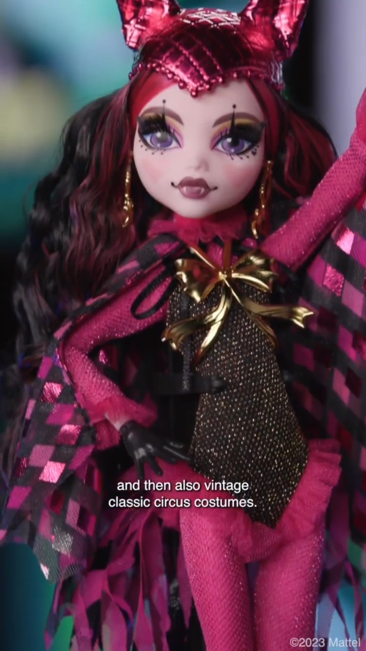 Monster High Freak Du Chic Draculaura doll in real life