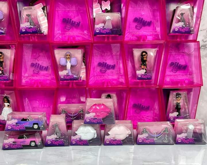 Bratz Celebrity Minis Kylie Jenner collection in real life photos