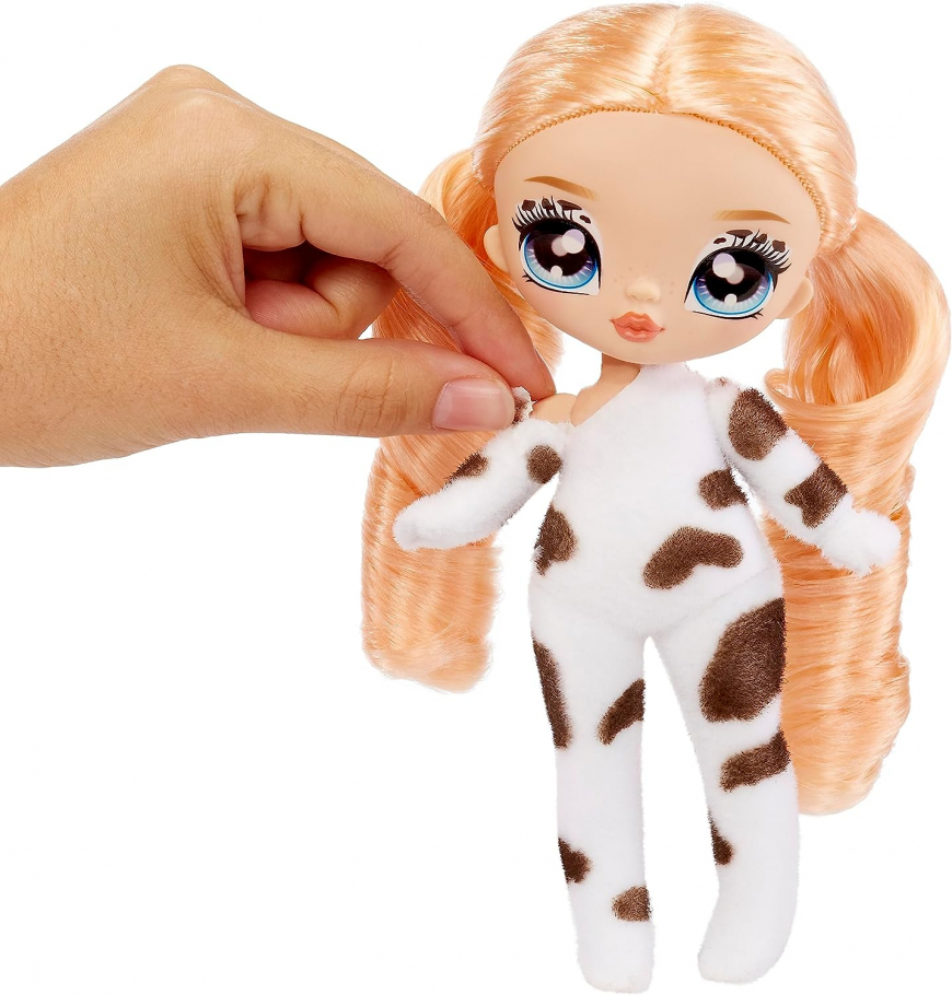 Na Na Na Surprise Fuzzy Surprise Cow girl doll