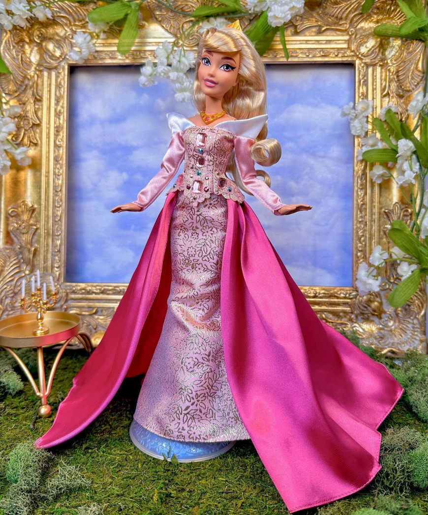 Mattel Disney Princess Radiance Collection Aurora Sleeping Beauty doll photo