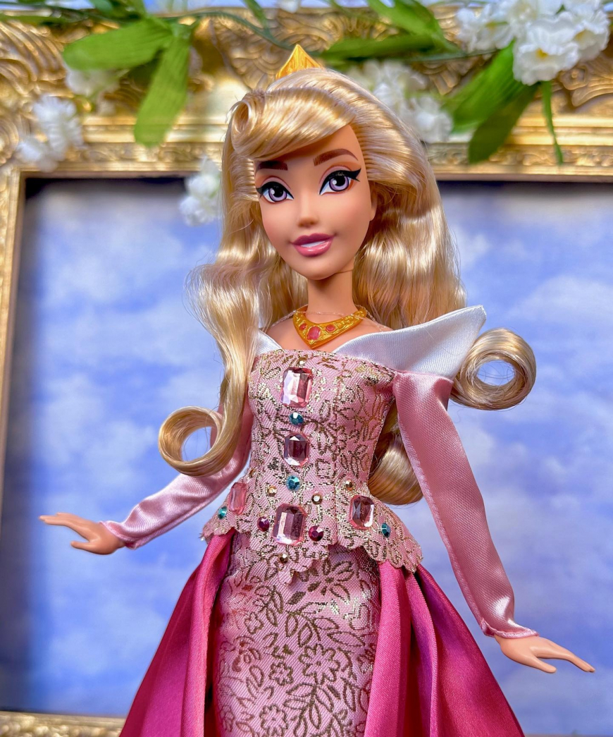 Mattel Disney Princess Radiance Collection Aurora Sleeping Beauty doll photo