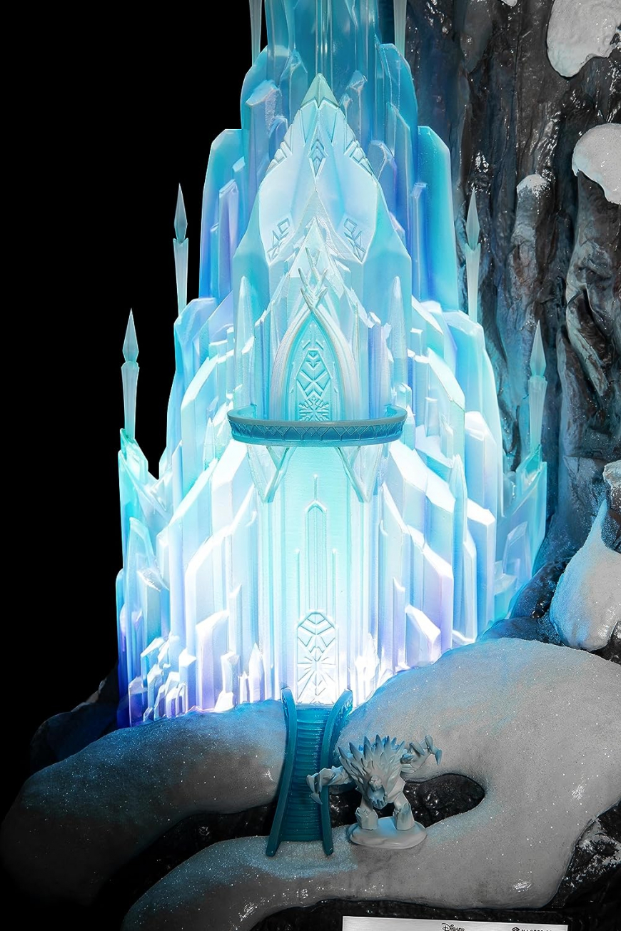 Disney 100 Years of Wonder: Elsa’s Ice Palace Master Craft Statue