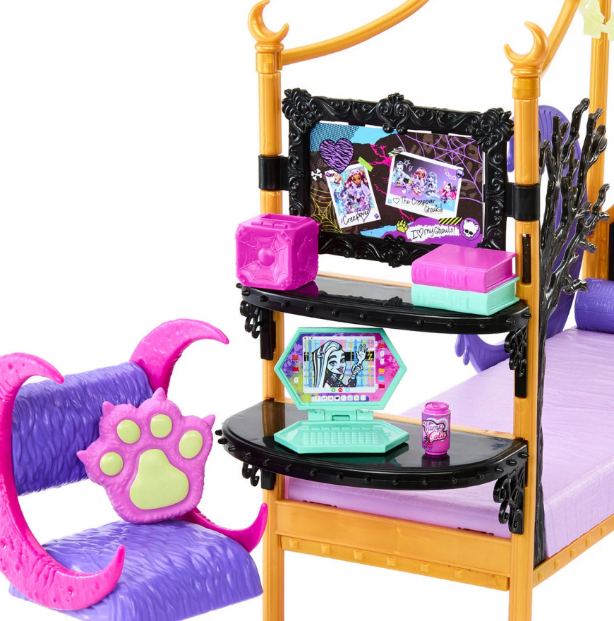 Monster High Creepover Bedroom Playset with Draculaura and Clawdeen dolls