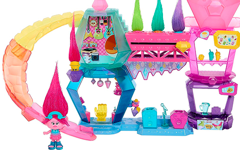 Trolls Band Together Mount Rageous Playset with Queen Poppy small doll