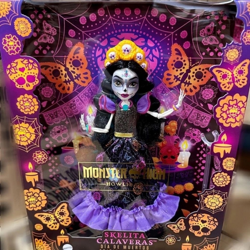 Monster High Howliday Skelita Calaveras Dia de Muertos 2023 doll in real life photos