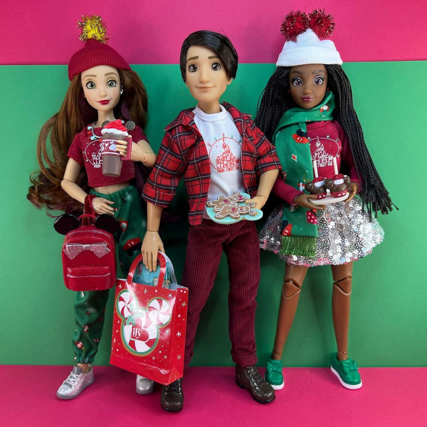 Disney ily 4EVER Holiday 3 pack dolls in real life photos