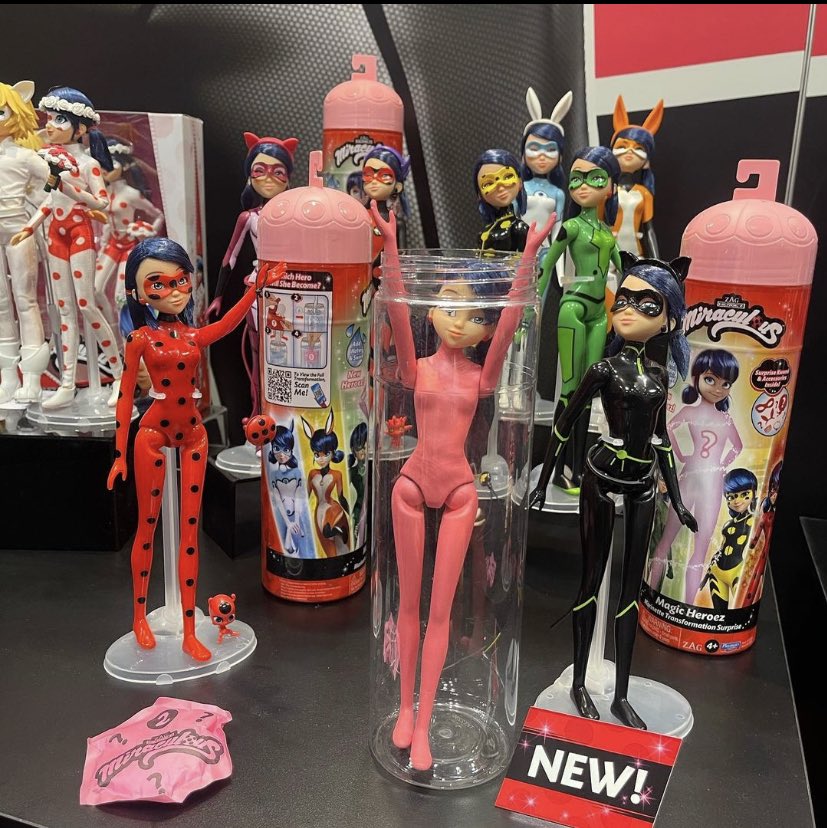 New Miraculous Ladybug color reveal dolls