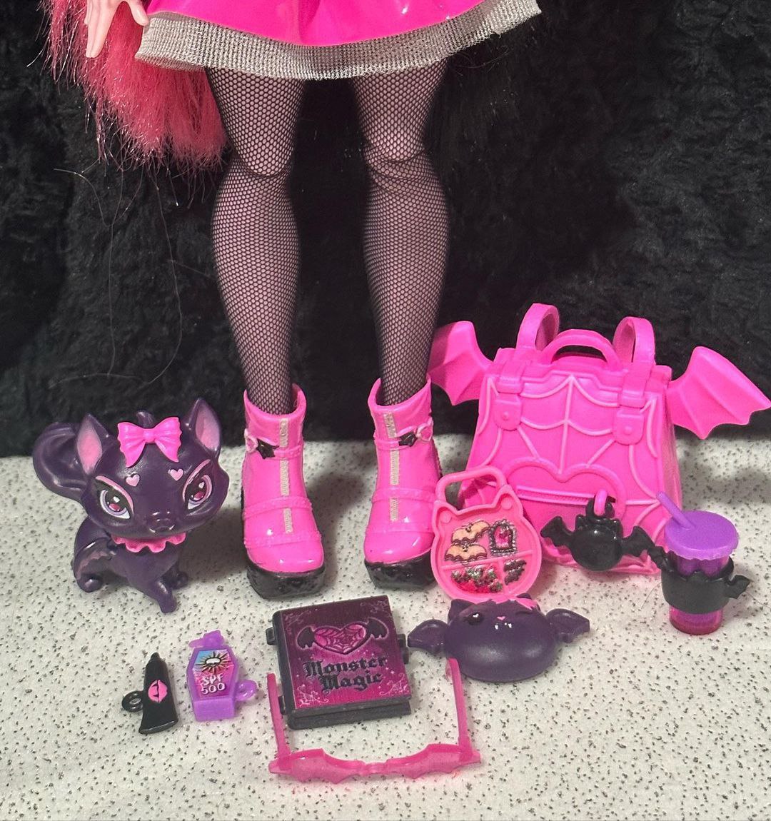 New Monster High G3 refresh Draculaura and Clawdeen dolls 2023 