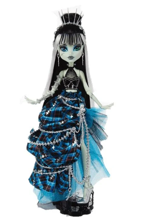 Monster High Collector Stitched in Style Frankie Stein doll