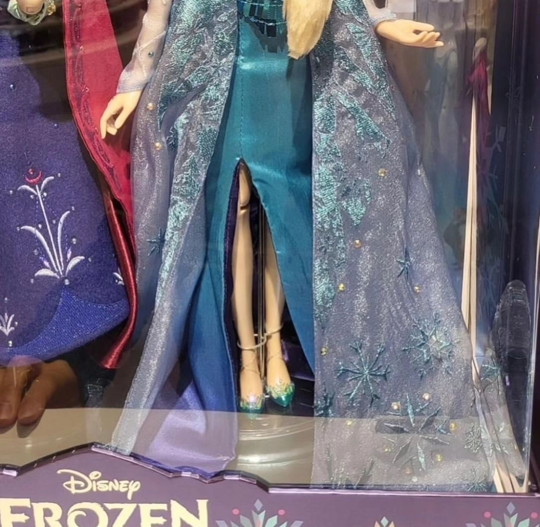 Anna and Elsa Frozen 10th Anniversary Limited Edition Doll Set #/3000  CONFIRMED