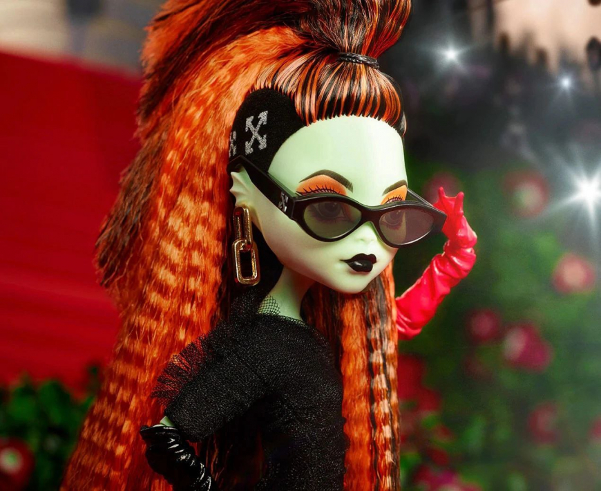 Monster High Off-White Collector doll