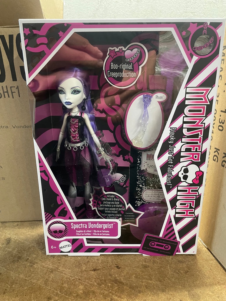 Monster High Boo-riginal Creeproduction Spectra Vondergeist doll
