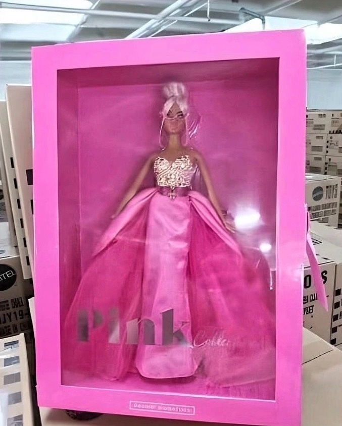 Barbie Signature Pink Collection 5 doll