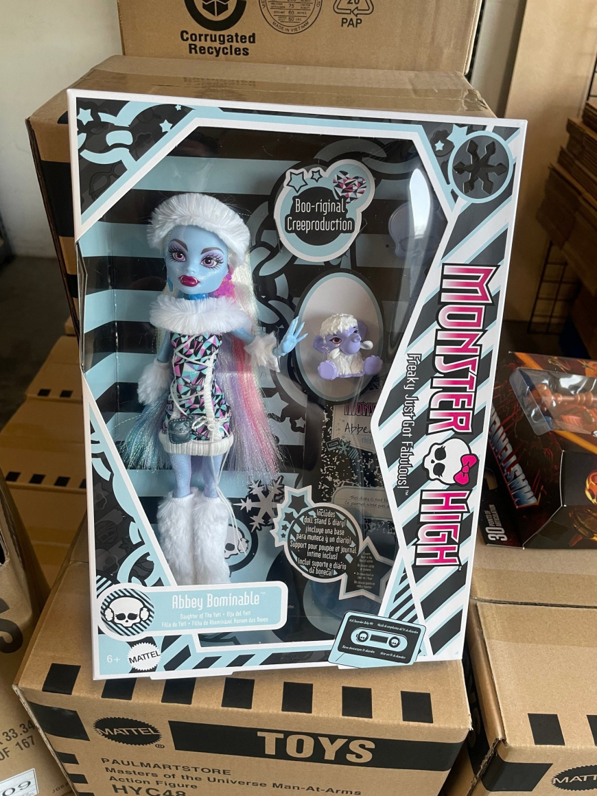 Monster High Boo-Original Creeproduction Abbey Bominable doll