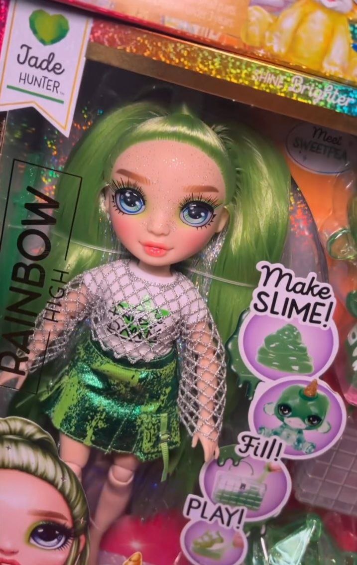 Rainbow High Classic dolls 2024 with pet and slimes