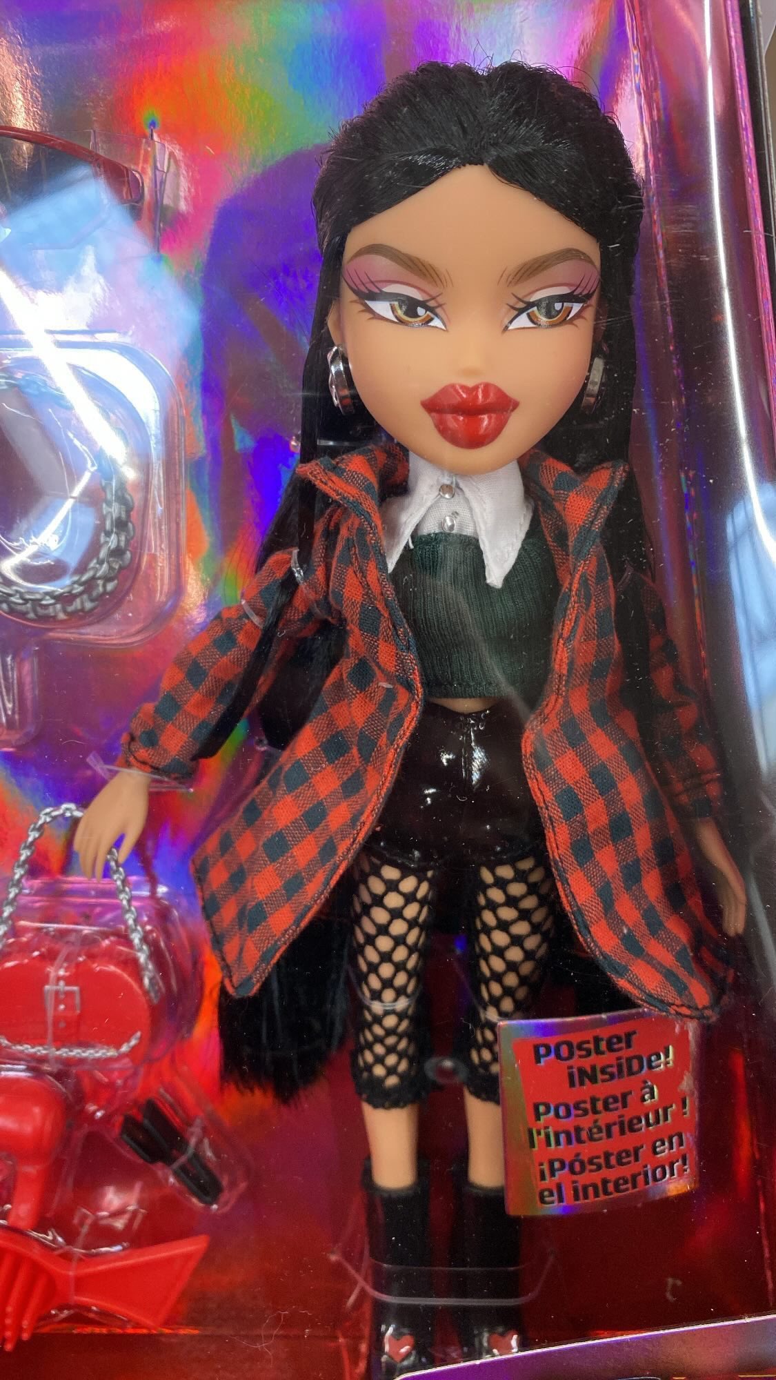 Bratz Jade's Selfie Snaps Jade Doll!