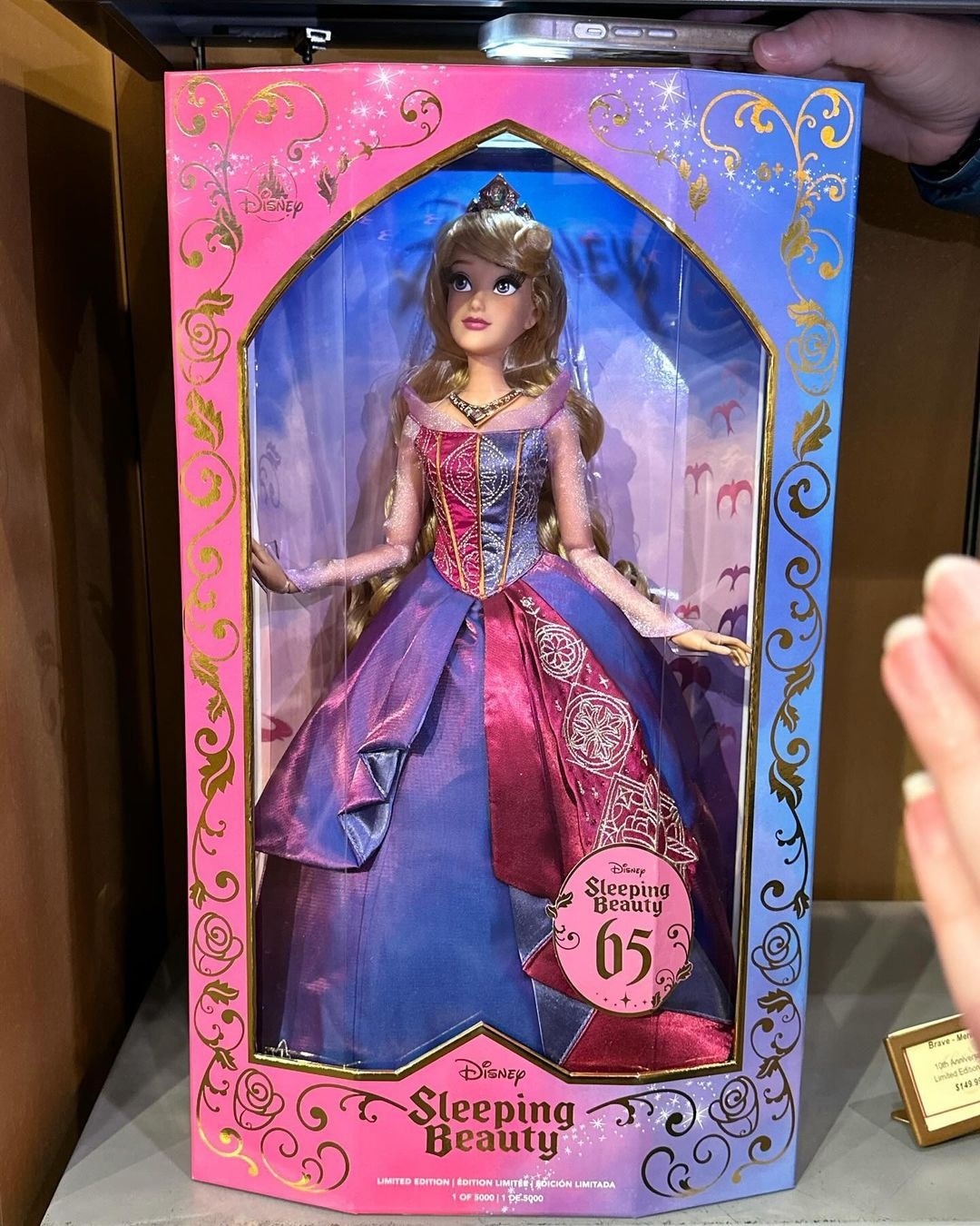 1703966574_youloveit_com_disney_limited_edition_aurora_sleeping_beauty_65th_anniversary_doll.jpg