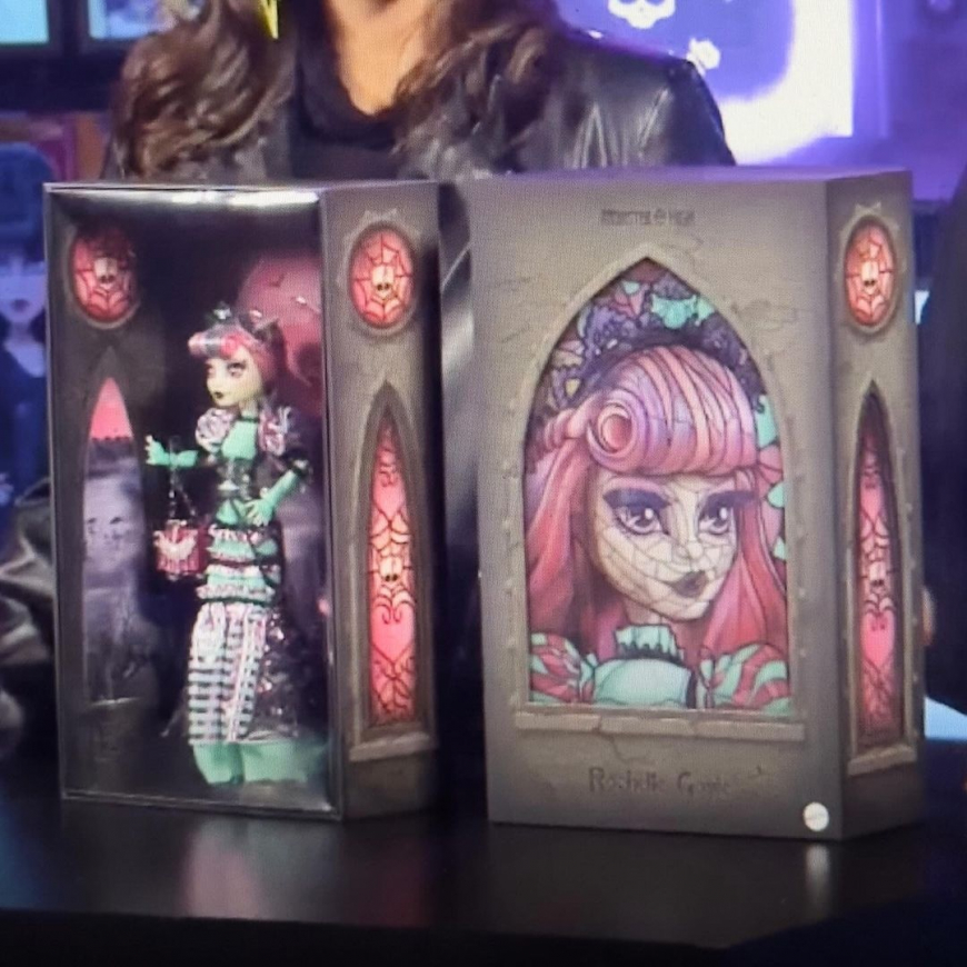 Monster High Fang Vote Collector Rochelle Goyle doll 2024 first look