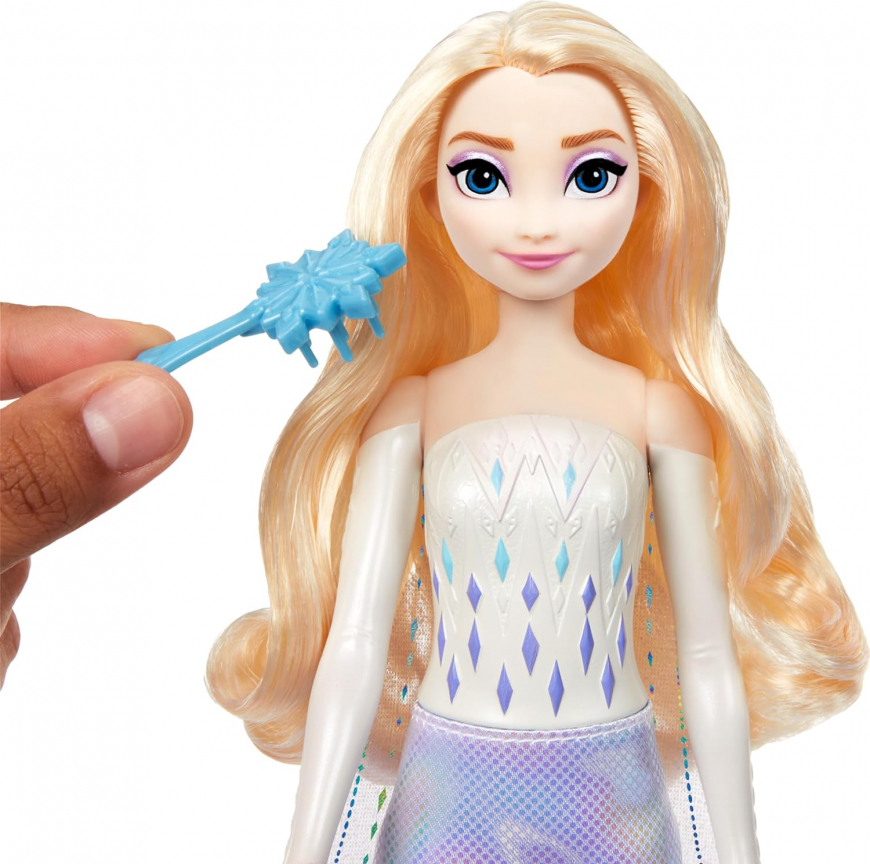 Disney Princess Spin and Reveal  Elsa doll