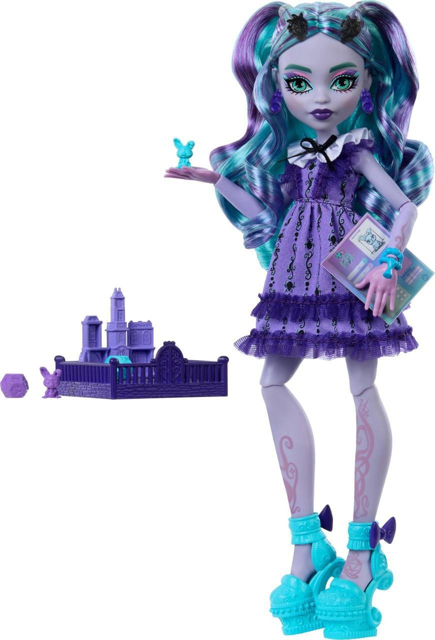 Monster High Fearbook Twyla doll