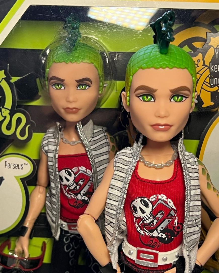 Monster High Creeproduction Cleo de Nile and Deuce Gorgon 2 pack dolls 2024 in real life photo