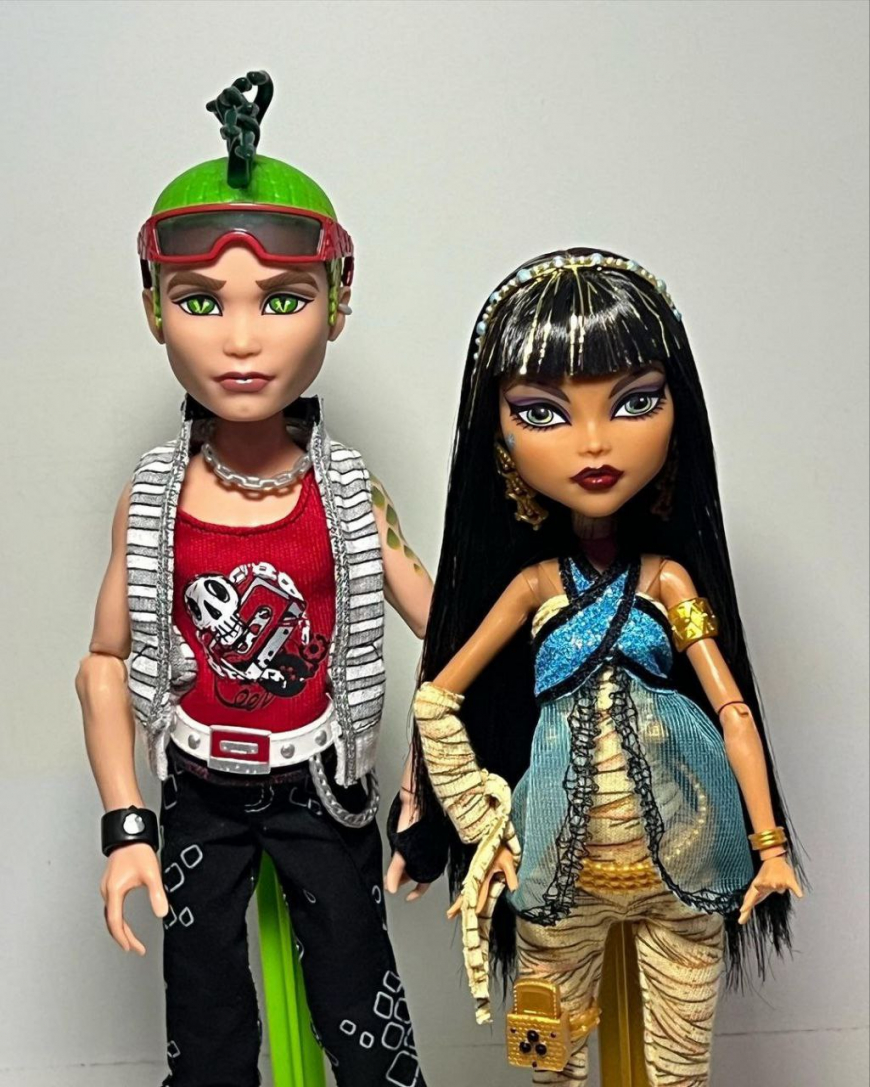 Monster High Creeproduction Cleo de Nile and Deuce Gorgon 2 pack dolls 2024 in real life photo