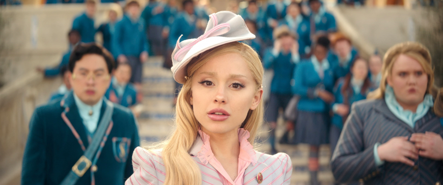 Wicked movie 2024 Ariana Grande as Glinda pictures (screencaps)