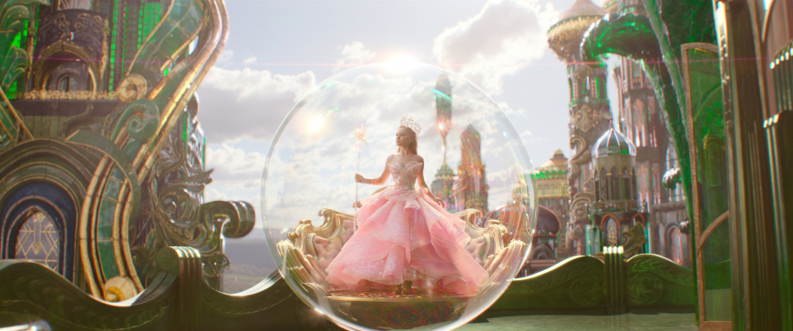 Wicked movie 2024 Ariana Grande as Glinda pictures (screencaps)