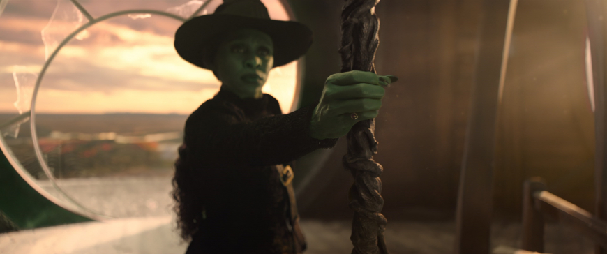 Wicked movie 2024 Cynthia Erivo as Elphaba pictures (screencaps)