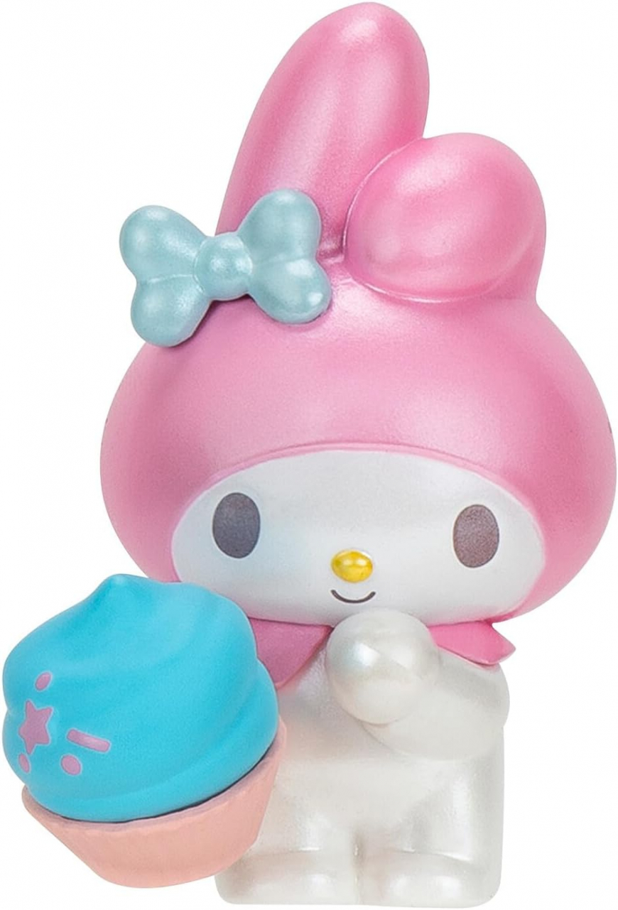 Hello Kitty and Friends Sweet Snacks 8-Pack with Mix and Match Sweet Accessories