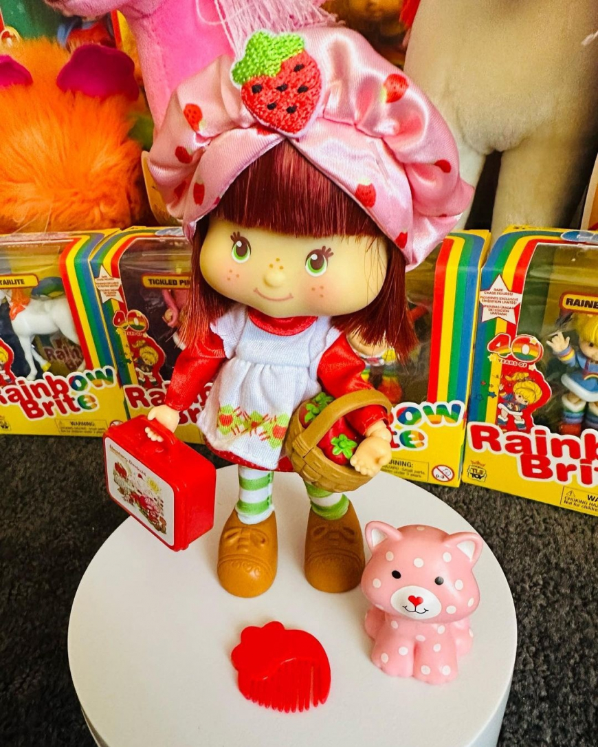 New Strawberry Shortcake fashion doll 2024 in real life photo