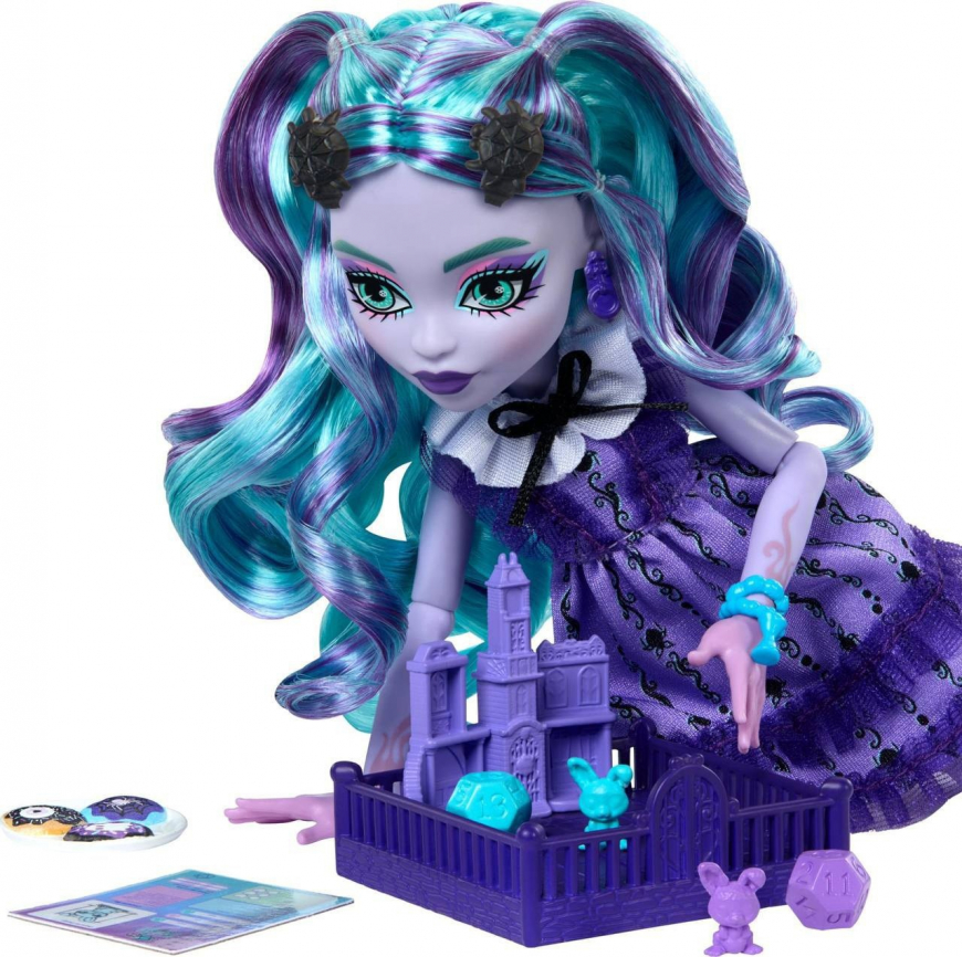 Monster High Fearbook Twyla doll