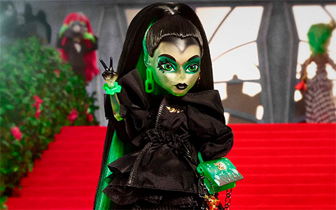 Monster High Off-White Collector dolls fashion brand collaboration