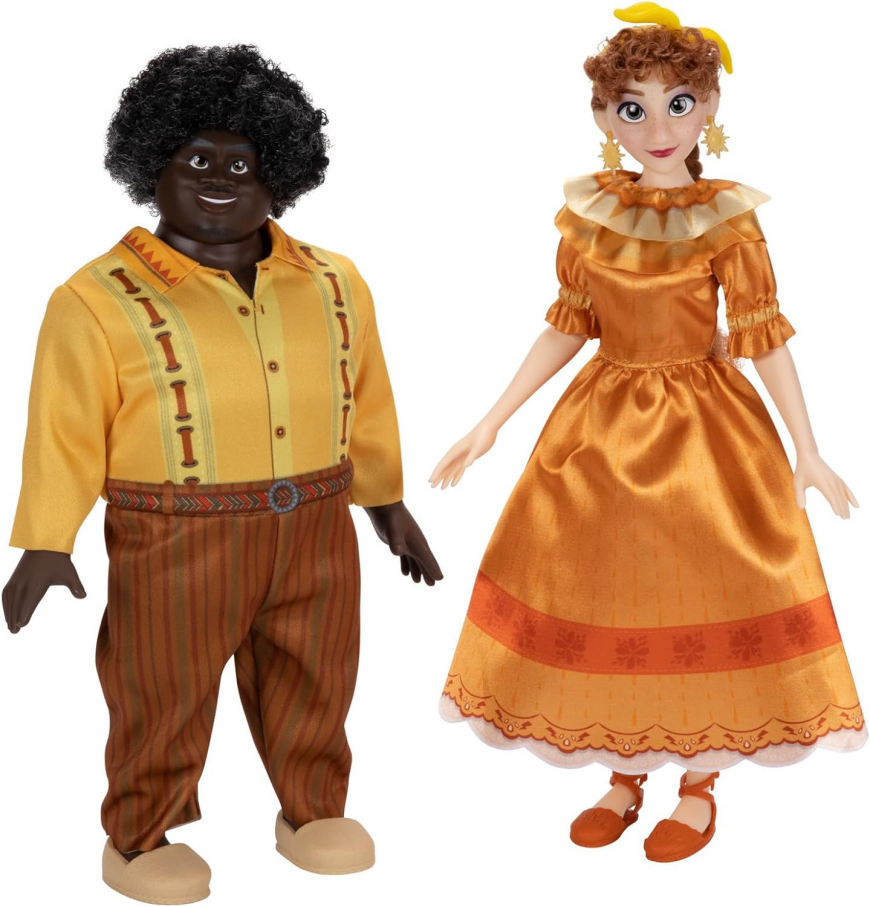Disney Encanto Ultimate Madrigal Family Dolls Gift Set with 12 Dolls
