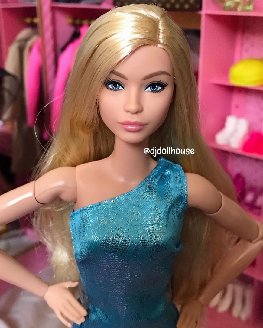 More in real life photos of Barbie Looks 20 and Barbie Looks 23