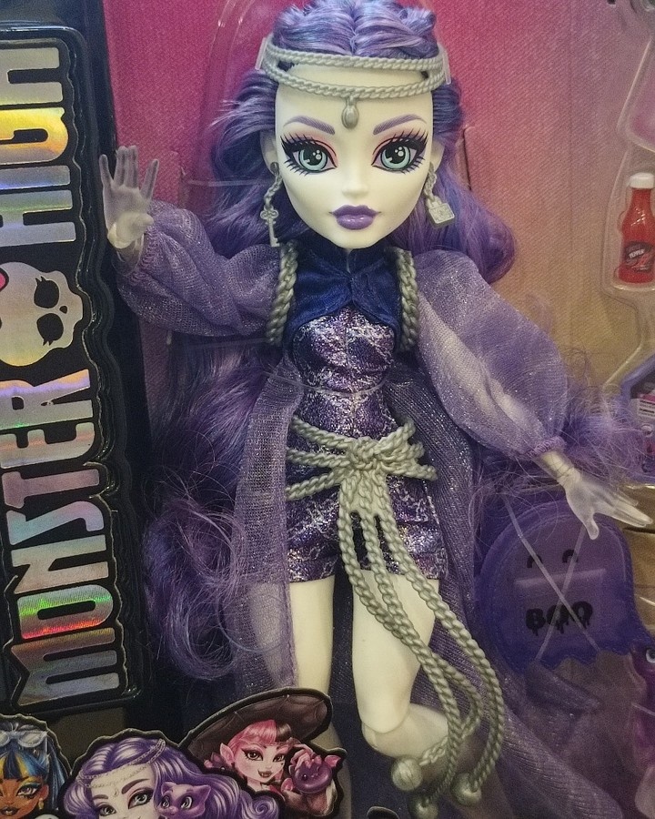 Monster High Spectra G3 in box