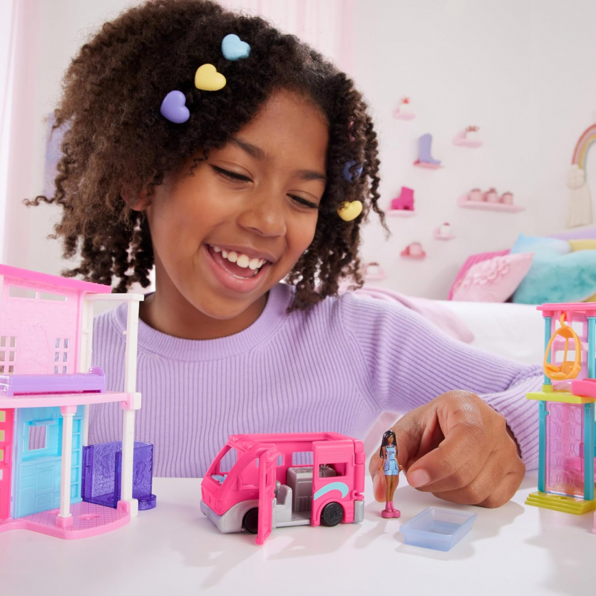 Barbie Mini BarbieLand Mini Dreamcamper with doll