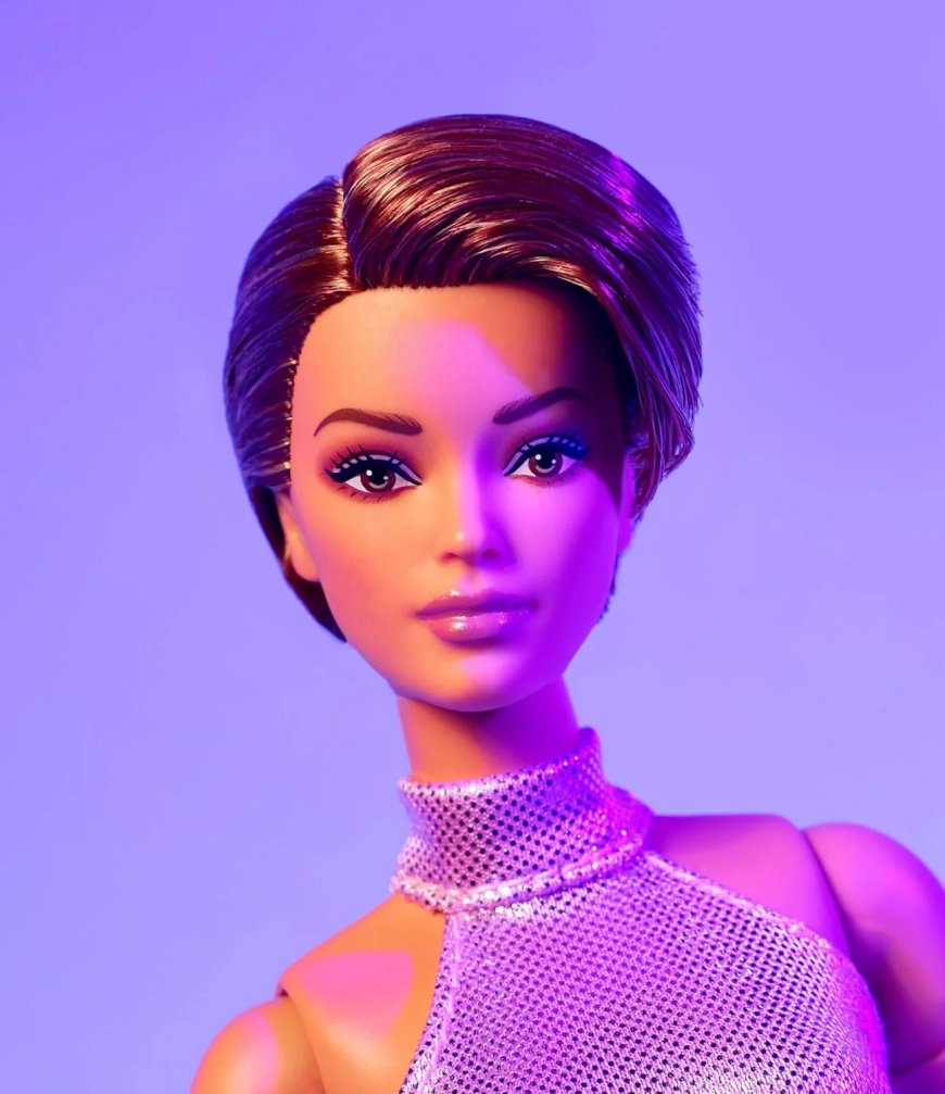 Barbie Signature Looks 22