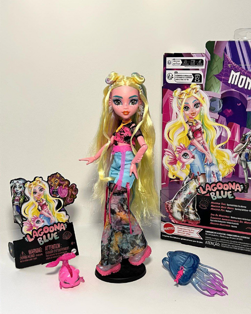 New Monster High Core Refresh Frankie Stein, Lagoona Blue and Cleo de Nile G3 dolls 2024 in real life photos