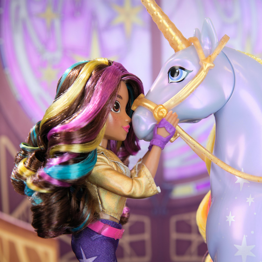 Unicorn Academy Sophia fashion doll