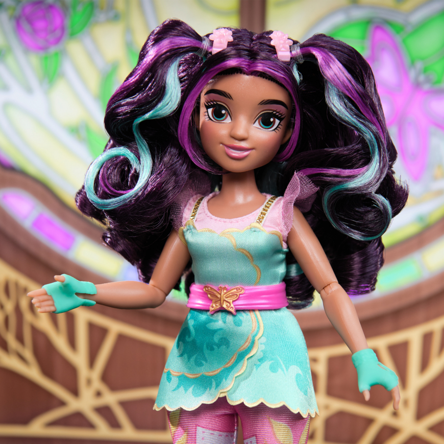 Unicorn Academy Ava fashion doll