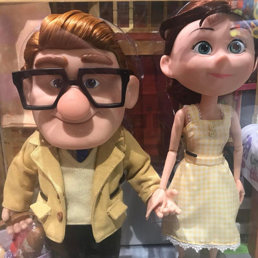 Disney Store Pixar Up Carl and Ellie Limited edition Dolls 2-pack