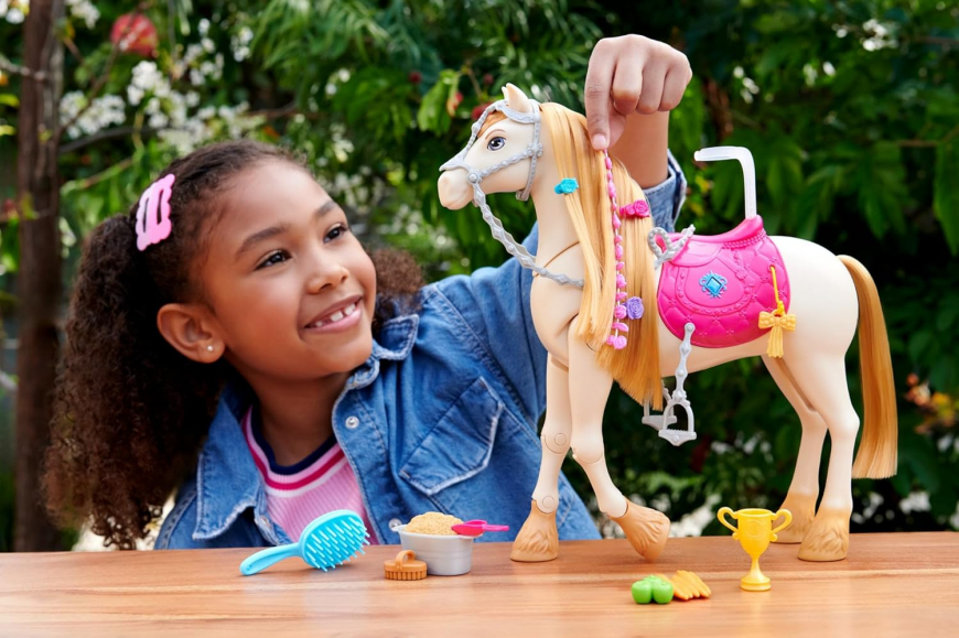 Barbie Mysteries The Great Horse Chase Dance and Show Horse toy
