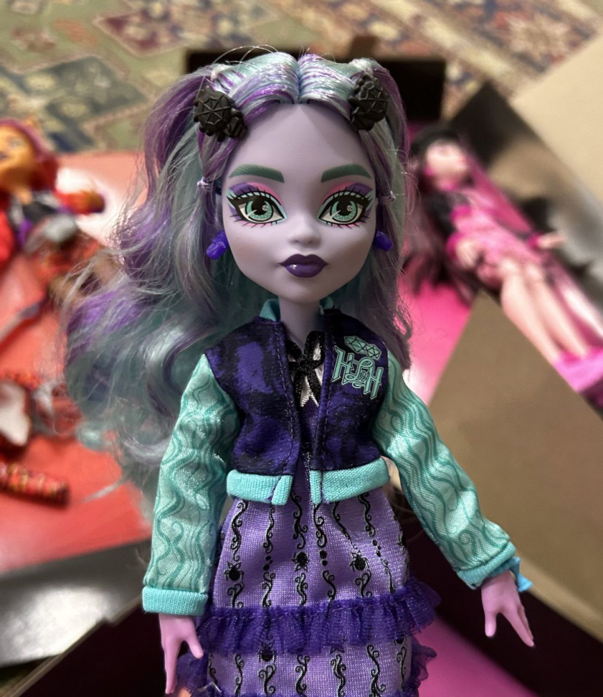 Monster High Fearbook out of the box photos