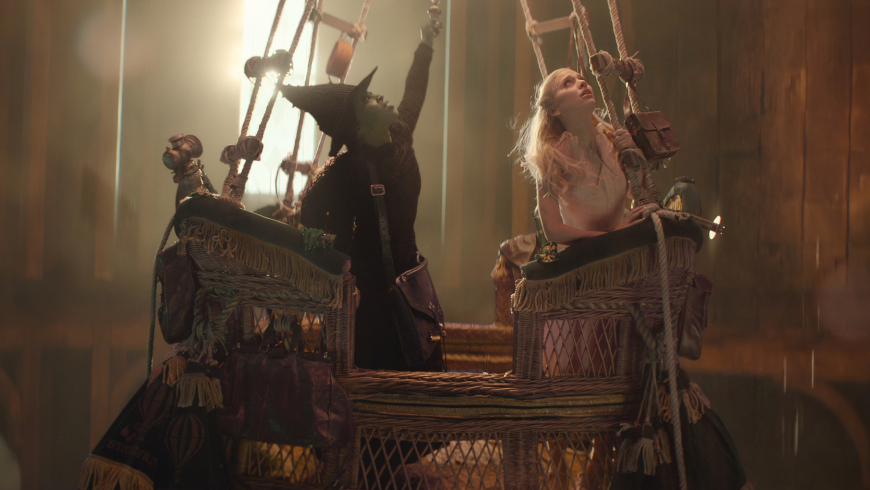 HD wallpapers Wicked movie 2024 with Ariana Grande as Glinda and Cynthia Erivo as Elphaba