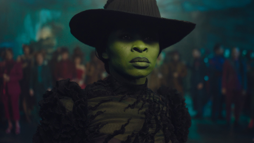 HD wallpapers Wicked movie 2024 with Ariana Grande as Glinda and Cynthia Erivo as Elphaba